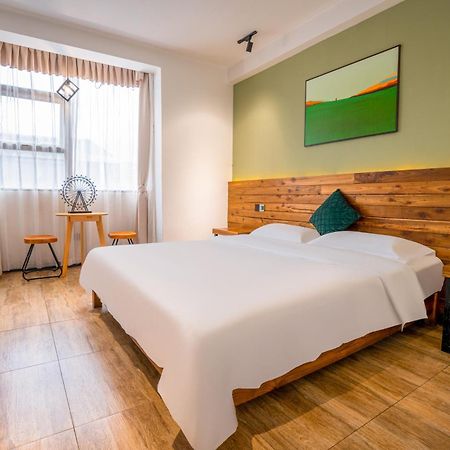 ז'אנגג'יאג'י Tianmenshan Loft Art Inn מראה חיצוני תמונה